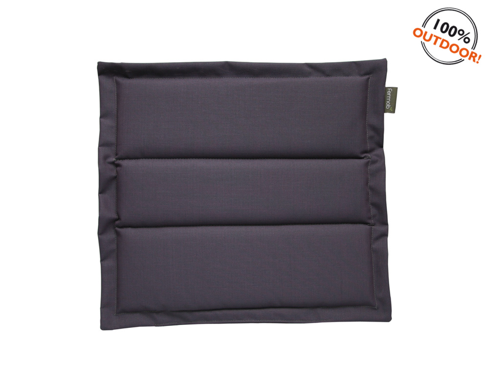 The Basics outdoor cushion for Luxembourg seats – Plum